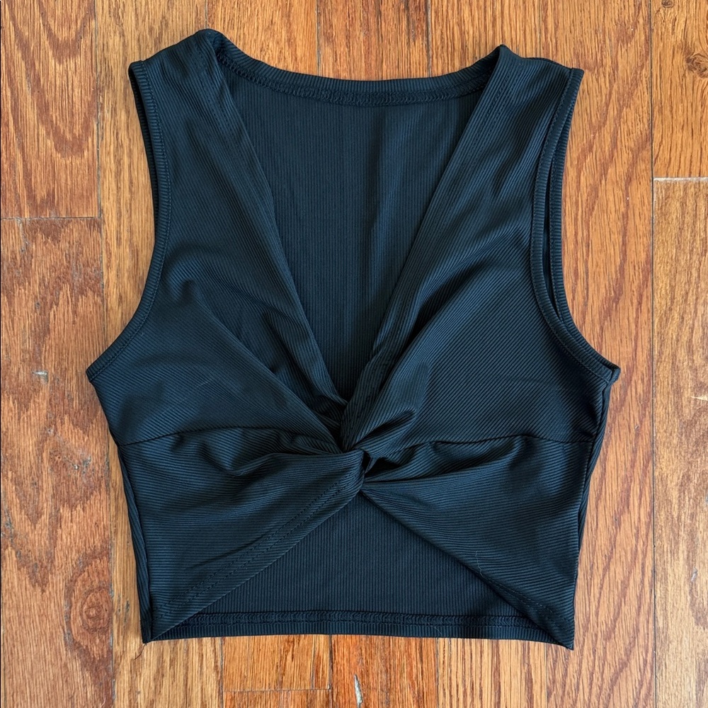 SHEIN Black Twist Front Crop Top